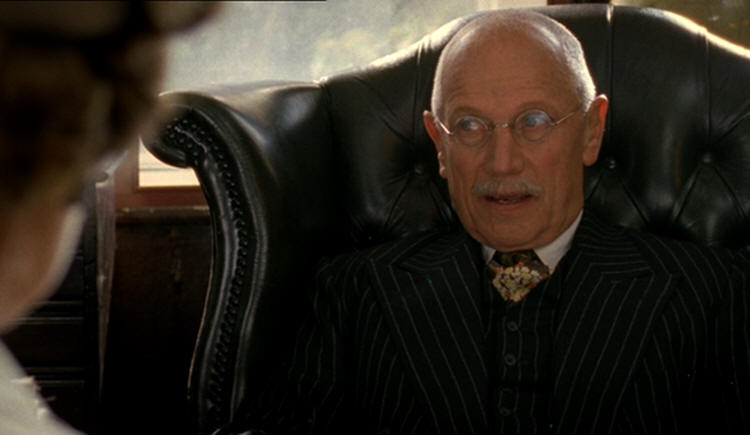 Steven Berkoff - Miss Marples - By The Pricking of my Thumb