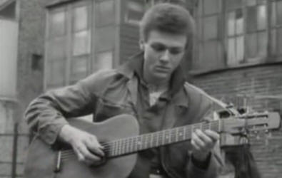 Davey Graham in Guitar Crazy
